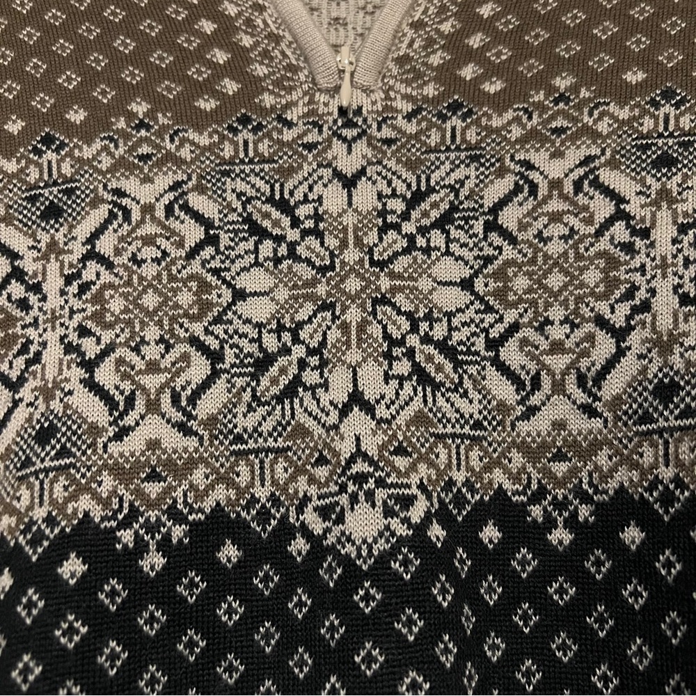 Icewear Black and Brown Patterned Women's Sweater - Picture 6 of 10